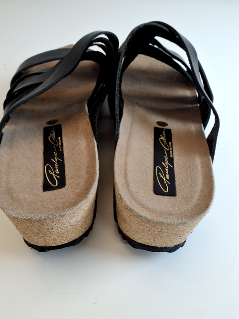 Penelope Sandal (H756)
